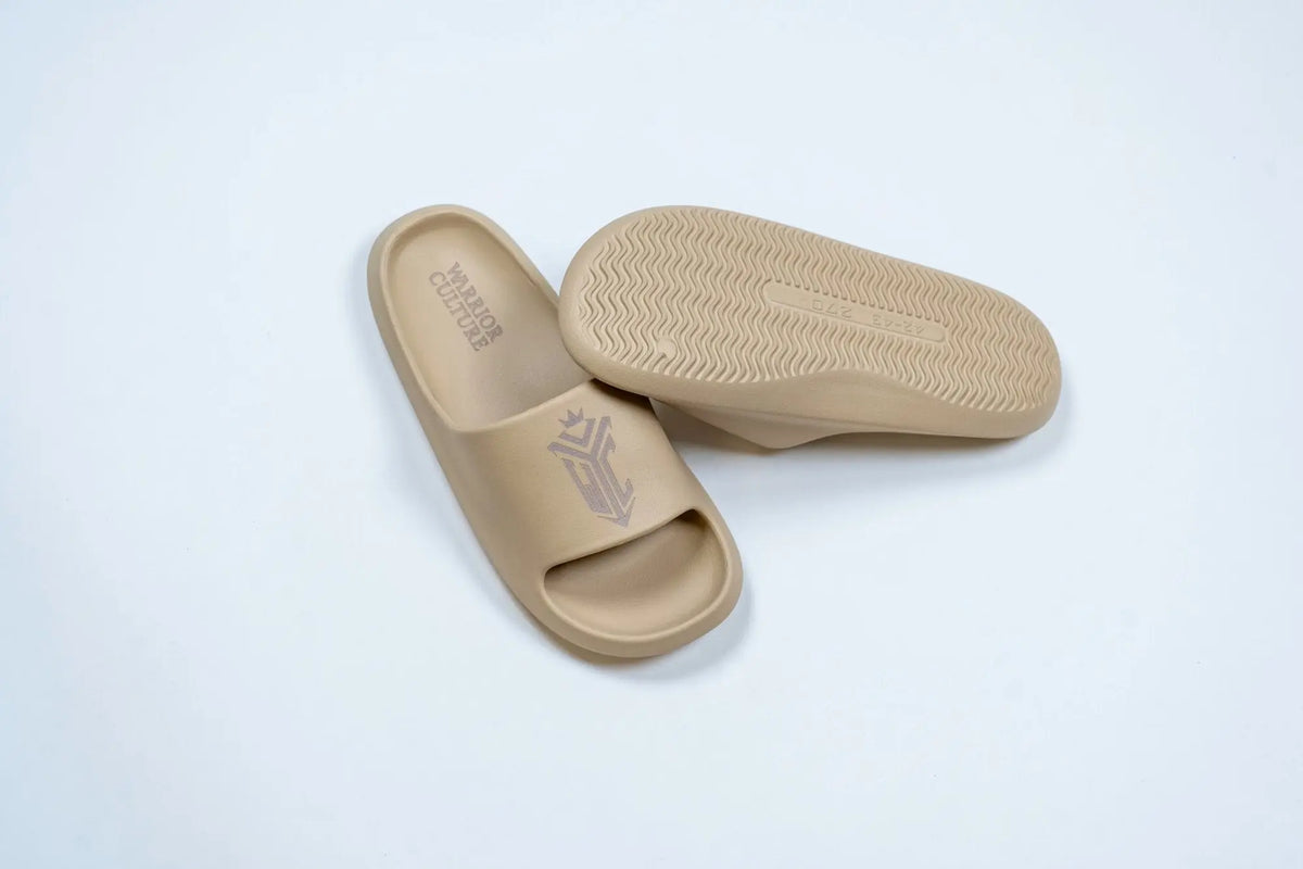 Frontier Recovery Sliders in Beige, footbed and wave-grip sole